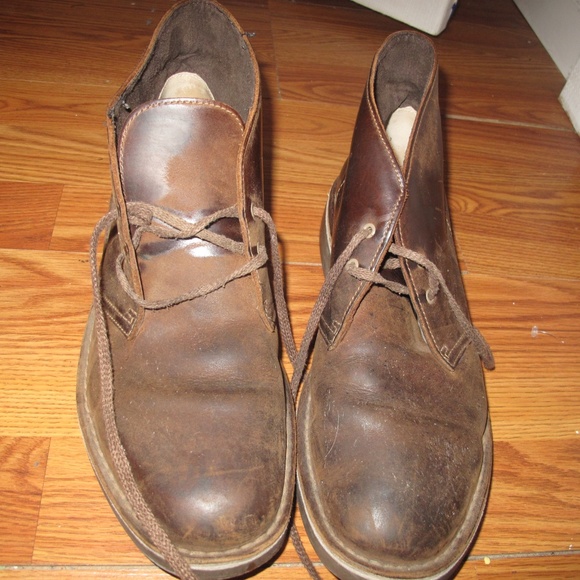 Clark\'s Men\'s Chukka Boots- Brown Leather 10.5